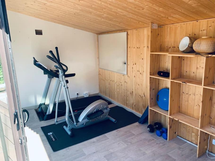 Appartement Proche Asterix, Stade De France, Chantilly, Roissy, Piscine Saisonniere لا شابيل أو سيرْفا المظهر الخارجي الصورة
